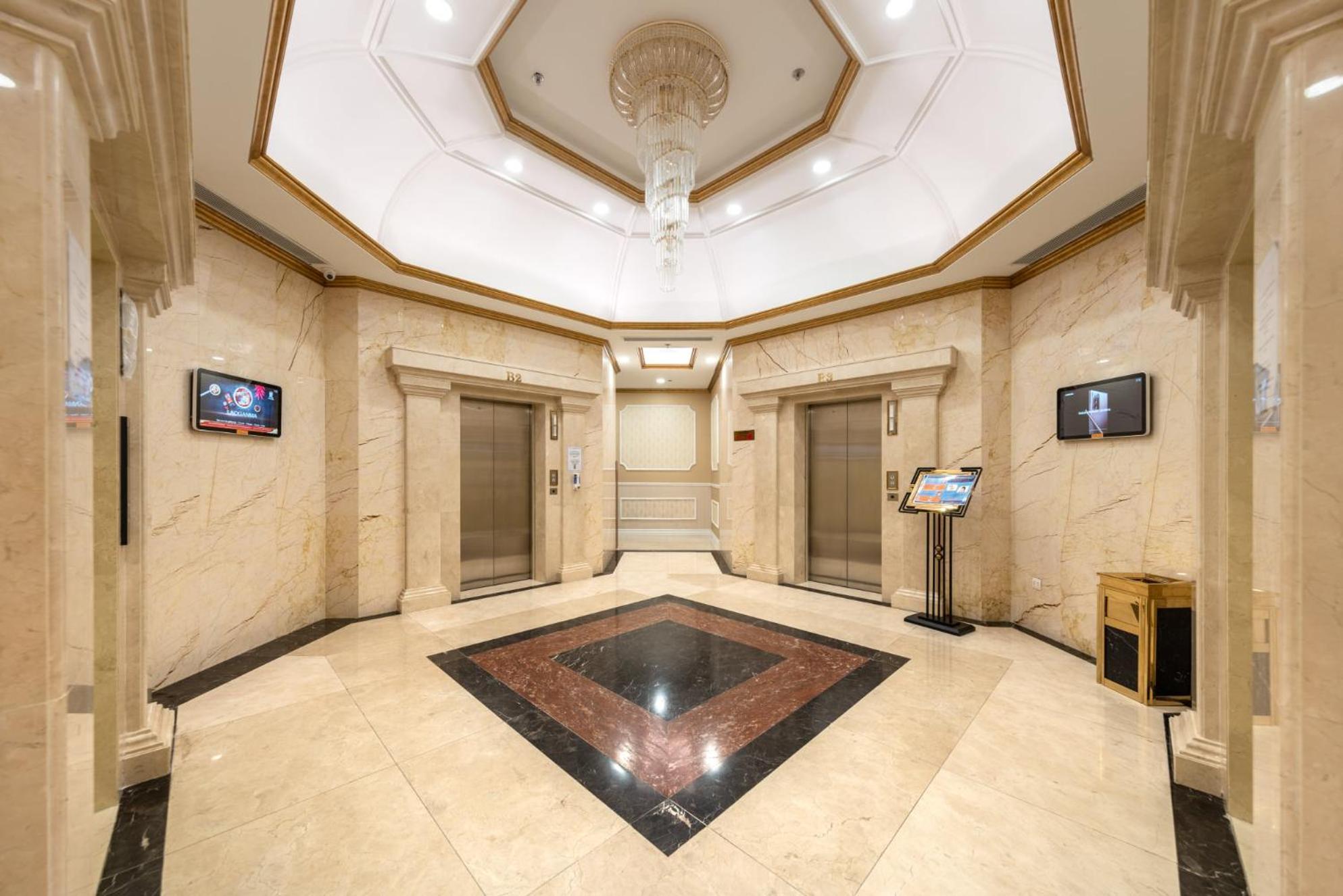 Hi-Home Suites - The West Lake Xuan Dieu ハノイ市 エクステリア 写真